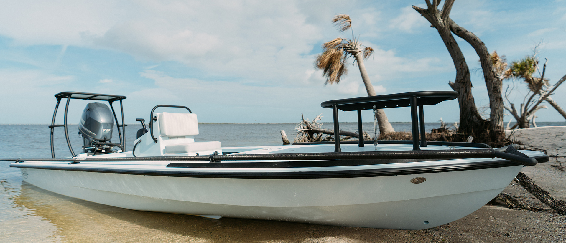 Skiff Professional Hell's Bay Boatworks