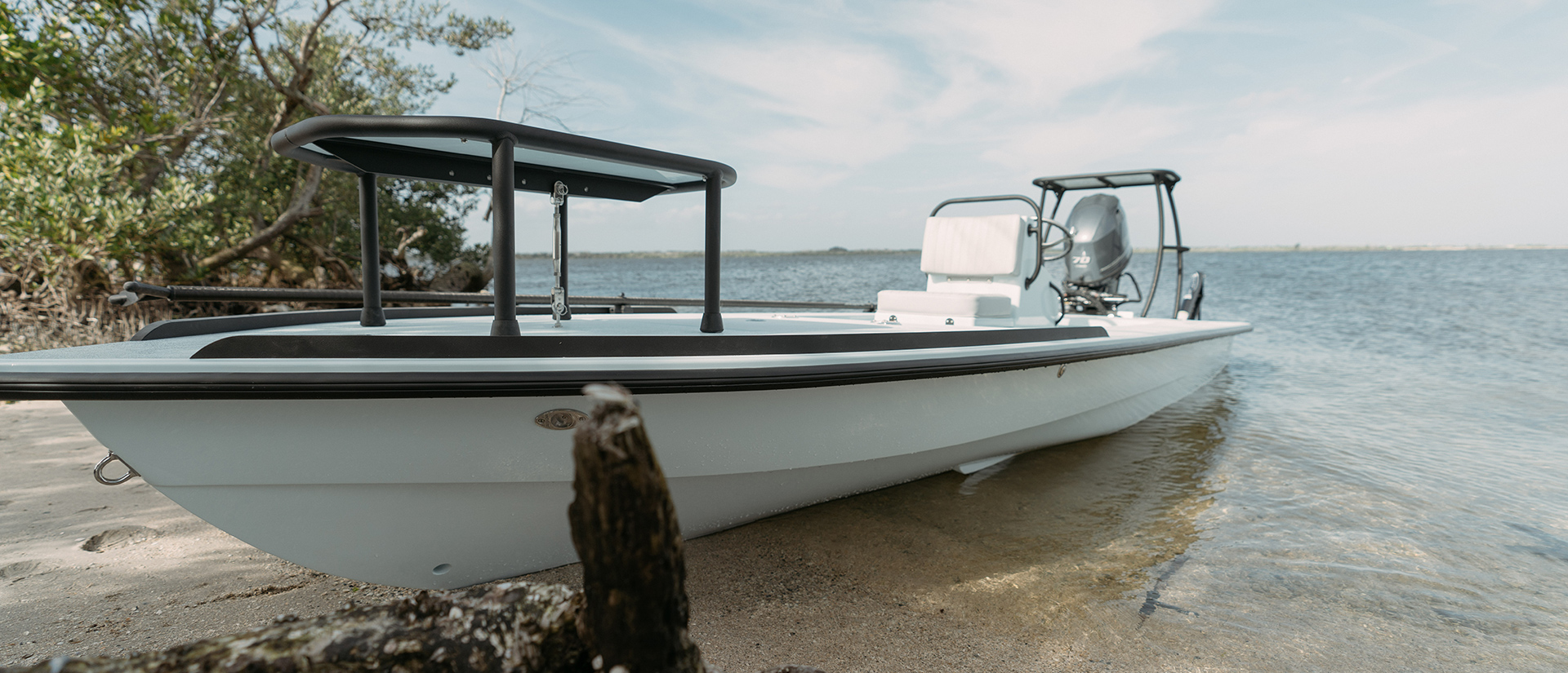 Skiff Professional Hell's Bay Boatworks