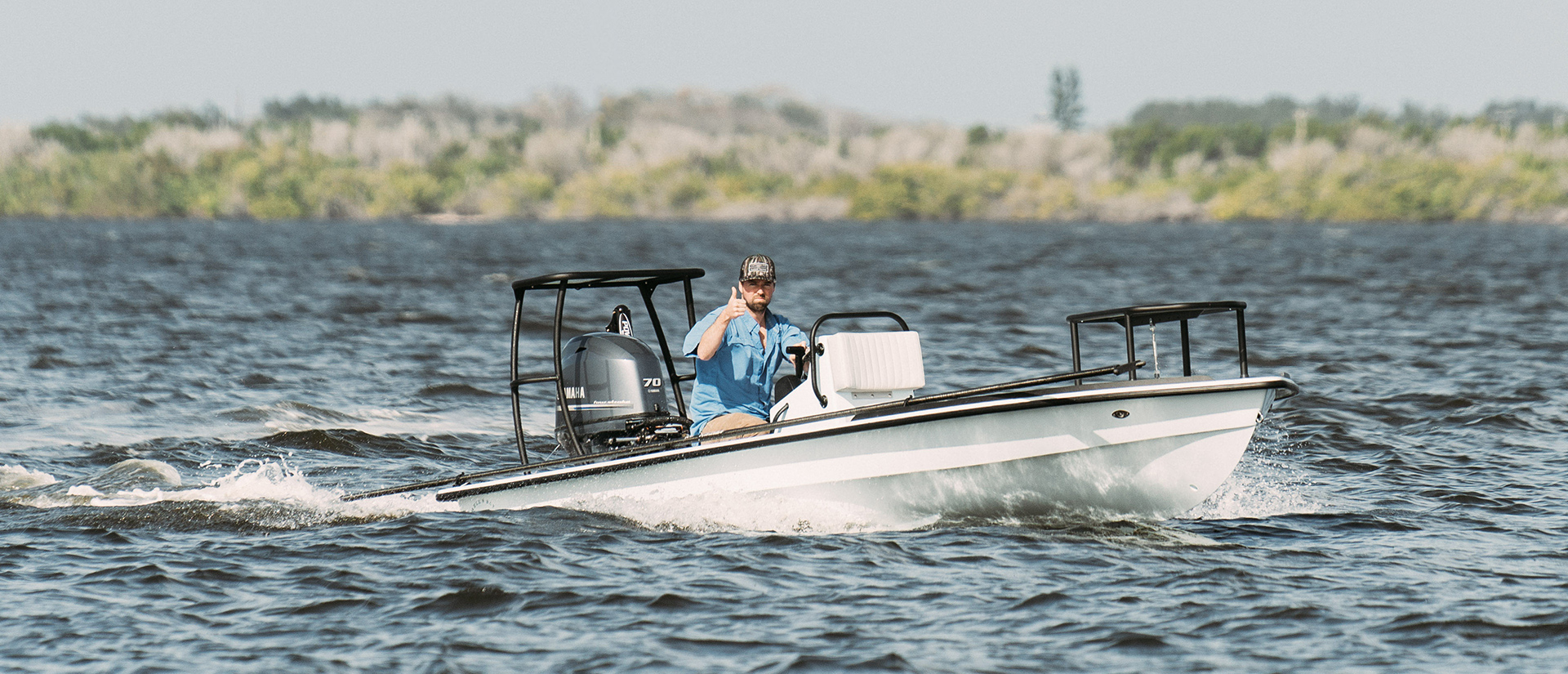 Skiff Professional Hell's Bay Boatworks